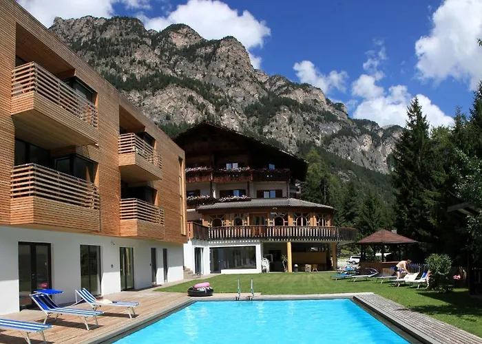 Hotel Pine